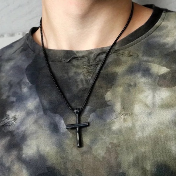 24 HRS SALE ONLY, Waterproof Cross Necklace for men - Mens Necklace Large cross - Picture 8 of 9